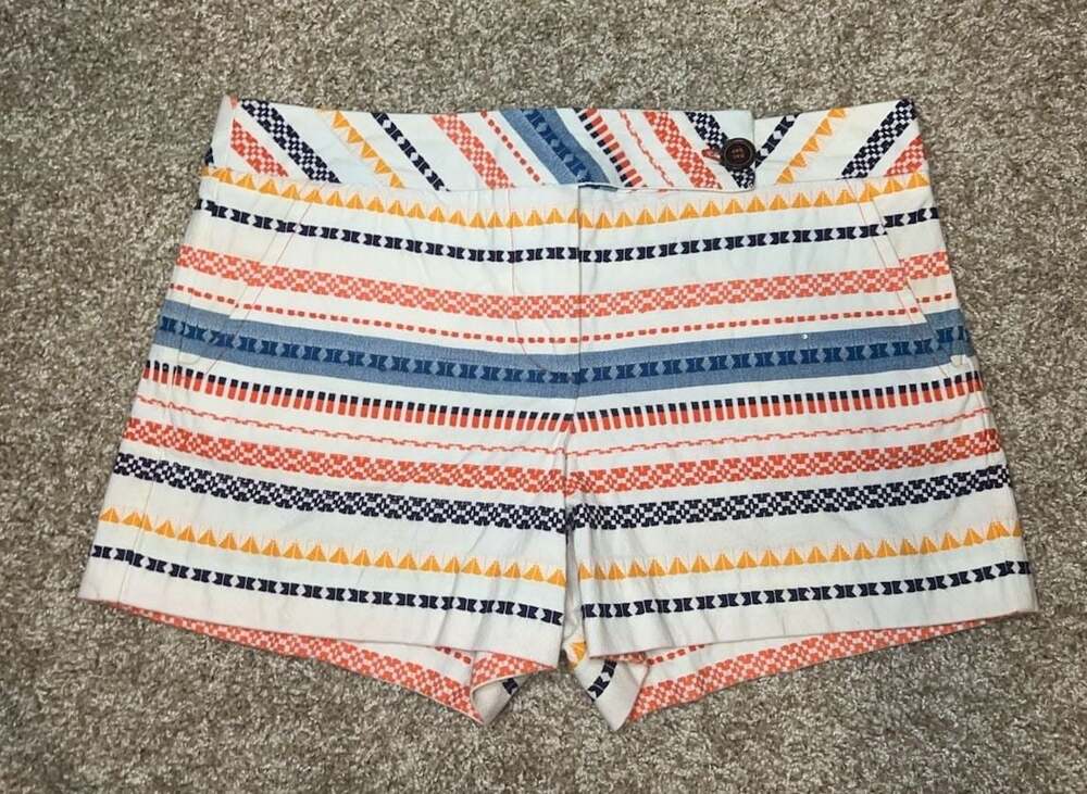Trina Turk Striped Pattern Shorts Size 4 - Picture 2 of 6